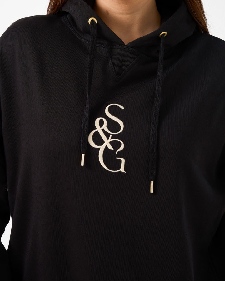 essential-hoodie-black-with-s-g-logo-8-black-SGSW8273-4_1