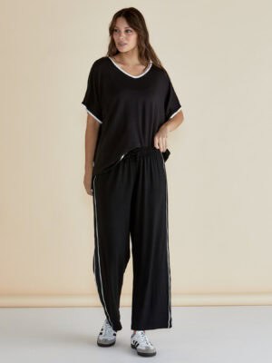 Evelyn Wide Leg Jogger - Black
