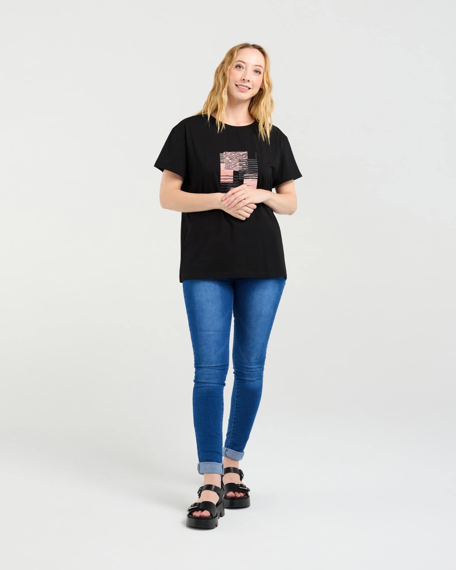 68533f36986437283caa876e_ZC3032B Livia T-shirt Black (2)