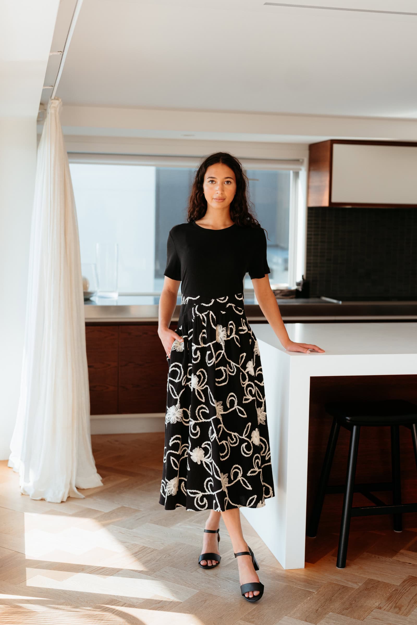 S4054C Dellah Dress BlackFolk Garden (4)