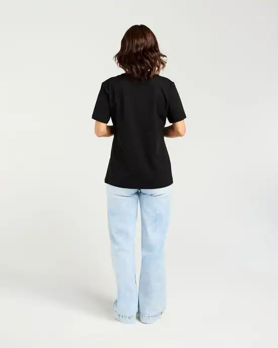 Lara T-Shirt - Black - Image 2