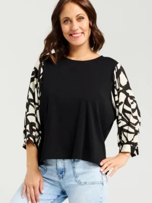 Kira Top - Bold Edge